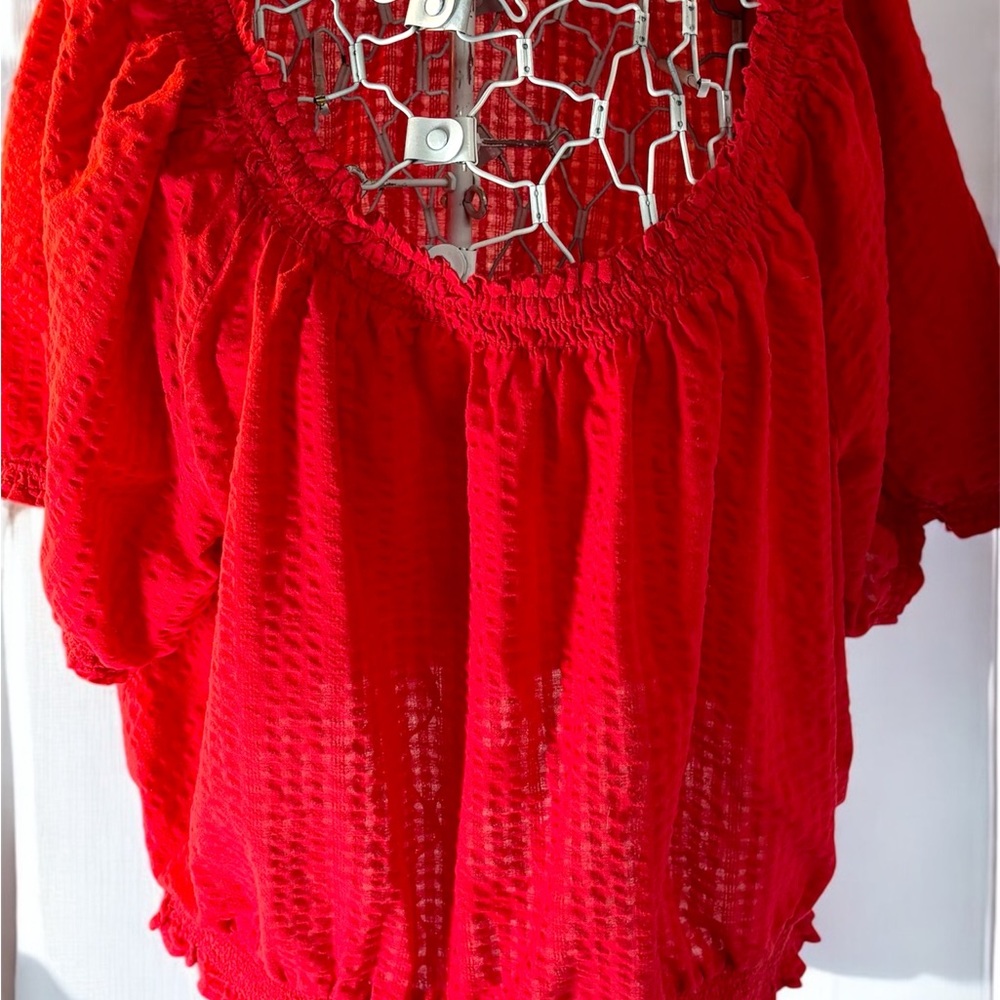 Women's Old Navy Red Textured Top